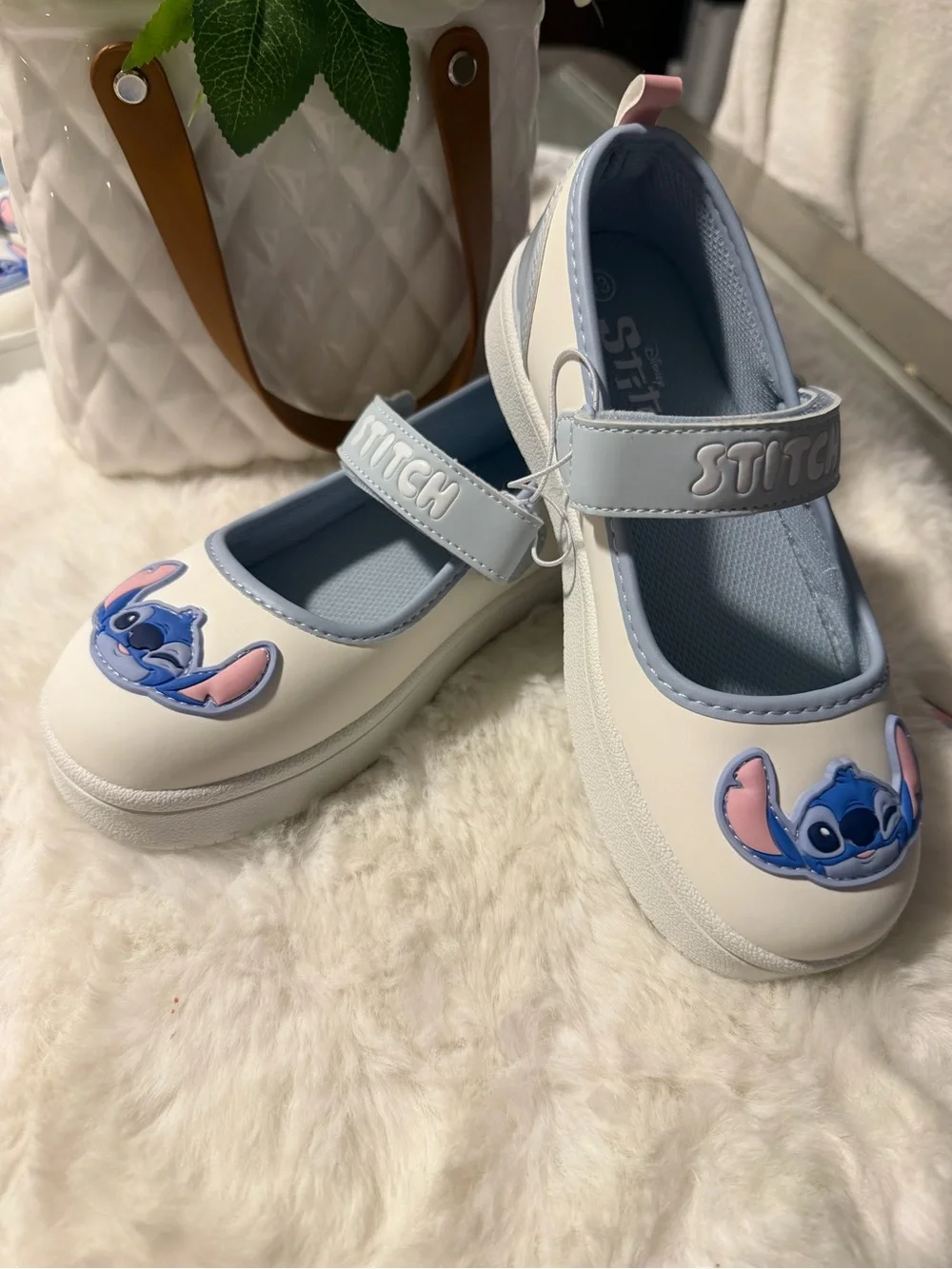 Kids Stitch Mary Jane Dress Shoes in White and Light Blue size 12